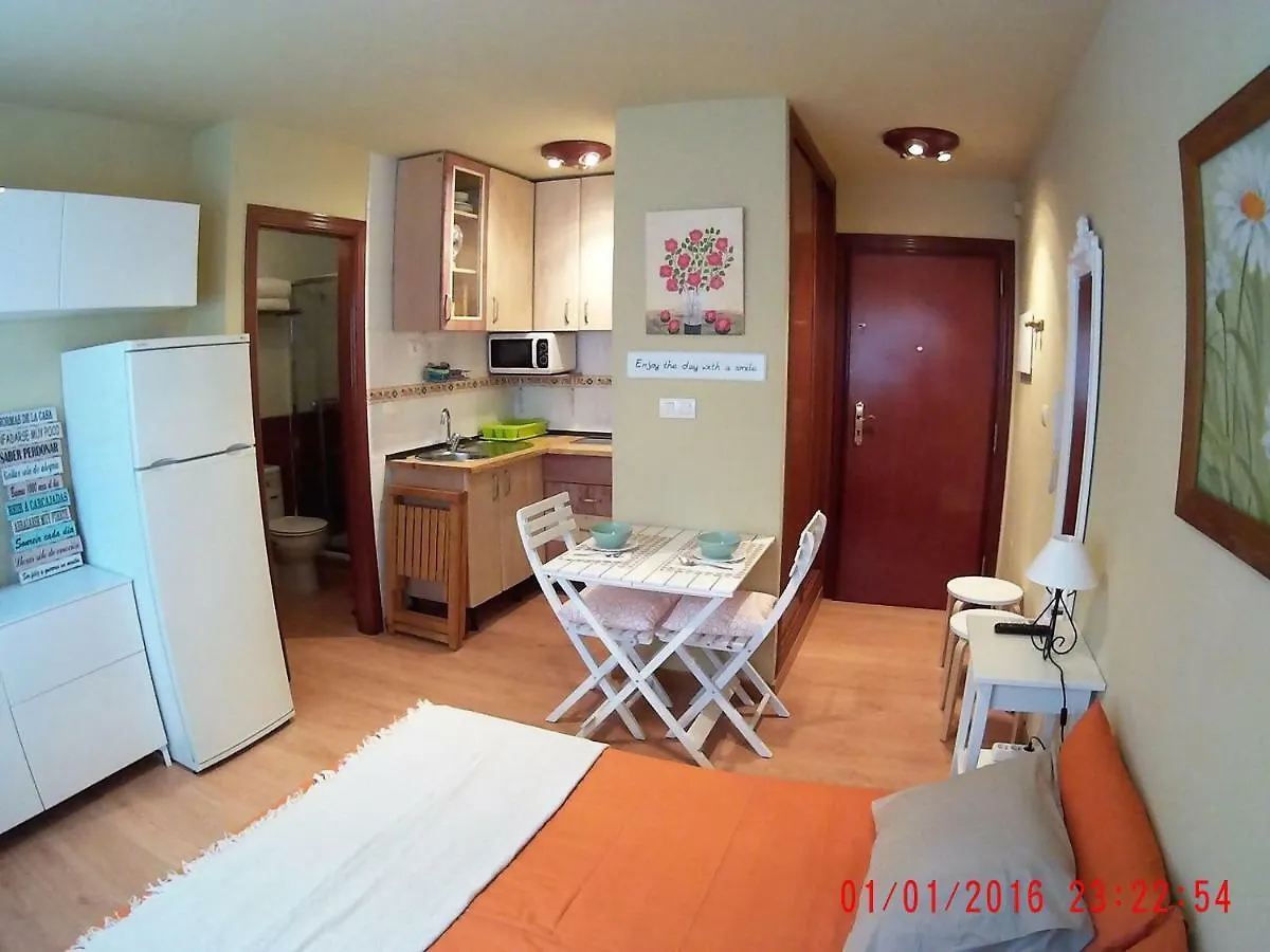 Apartment Estudio Central En Zona Petonal Y Cerca A La Playa Torremolinos Spain